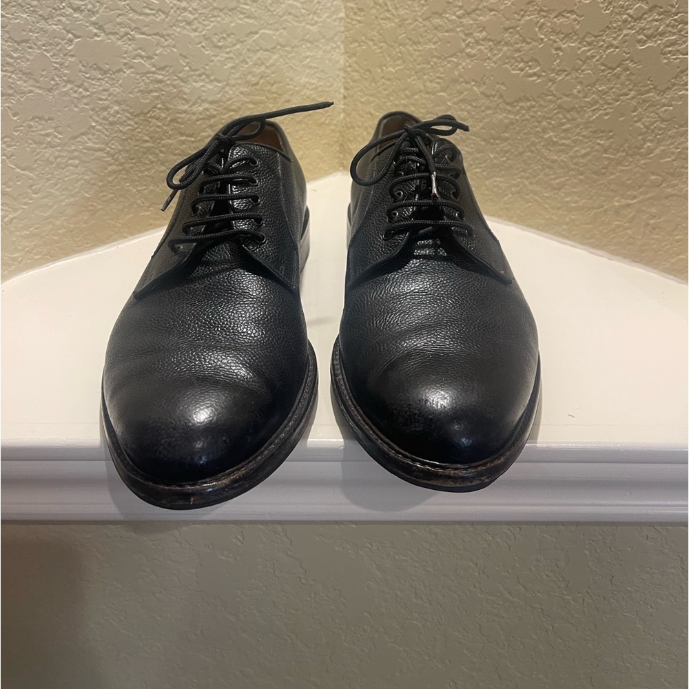 Salvatore Ferragamo in Black Pebble Leather. Size 12